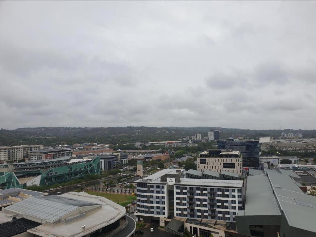 Menlyn Maine Apartments Pretoria Exterior photo